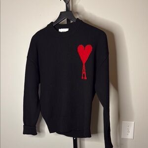 AMI sweater size small